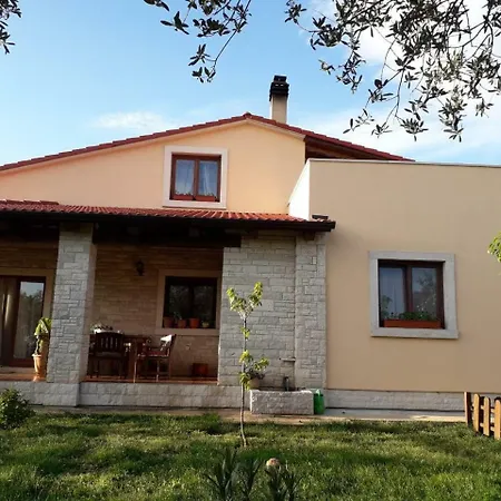 Ulika Apartment *